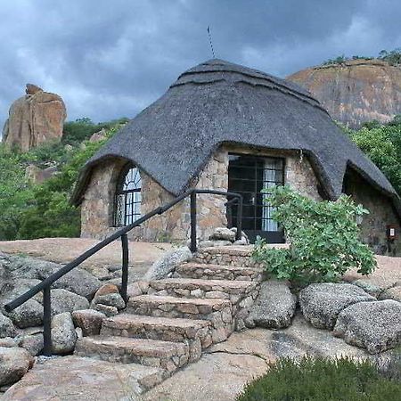 Matobo Hills Lodge Matopos Екстериор снимка